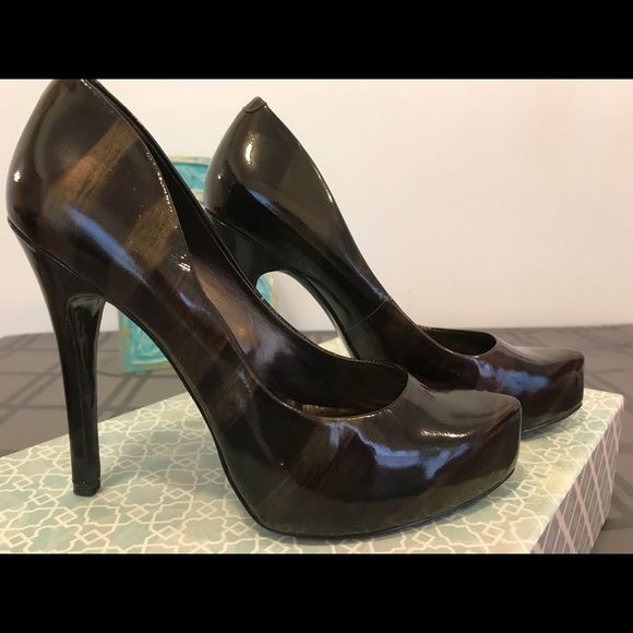 Jessica Simpson Shoes - Like New-  Jessica Simpson brown stilettos